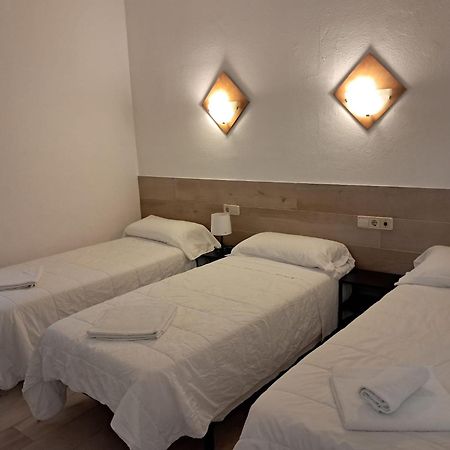 Hostal Casa Torrent Canet De Mar Exteriér fotografie