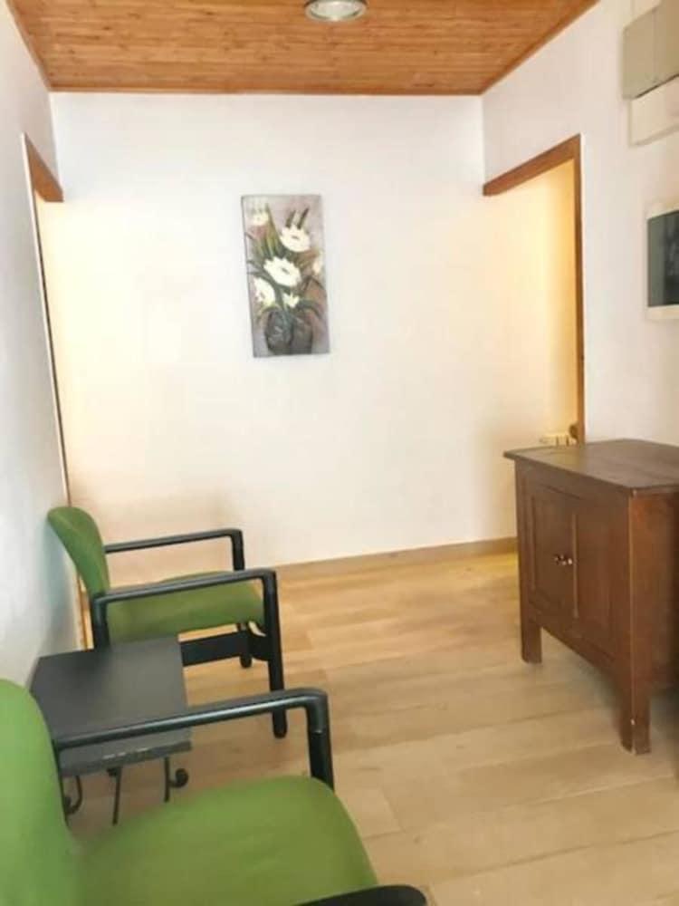 Hostal Casa Torrent Canet De Mar Exteriér fotografie