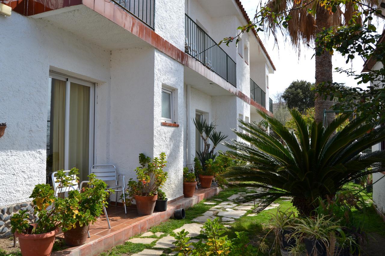 Hostal Casa Torrent Canet De Mar Exteriér fotografie